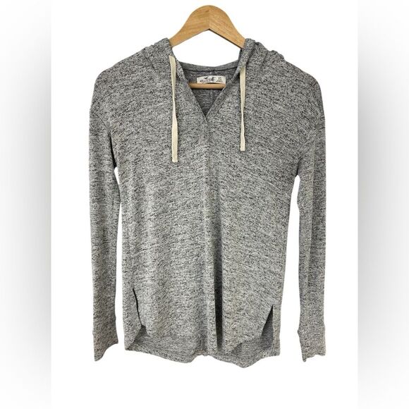 Hollister Tops - Hollister Gray Hooded Long Sleeve Pullover Size XS